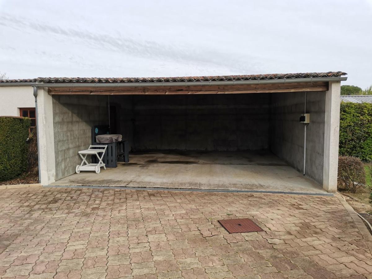 Maison De Campagne Proche Des Plages Saint-Romain-de-Benet ภายนอก รูปภาพ